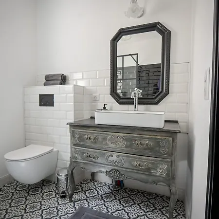 Fara - Cozy 1br Terrace By Foot - By Tgb